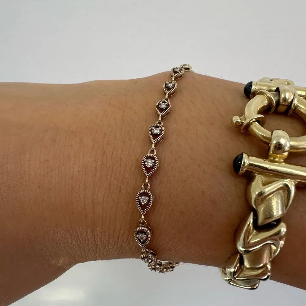 10K Gold Tennis Bracelet 1/3 CT. T.W. Multi-Diamond Teardrop Frame Line Bracelet